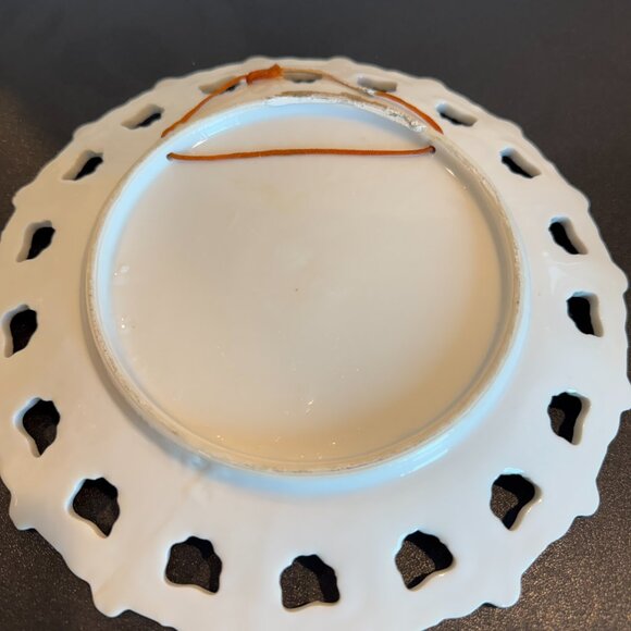 Charming vintage souvenir plate bundle featuring two iconic American destination - Picture 6 of 9